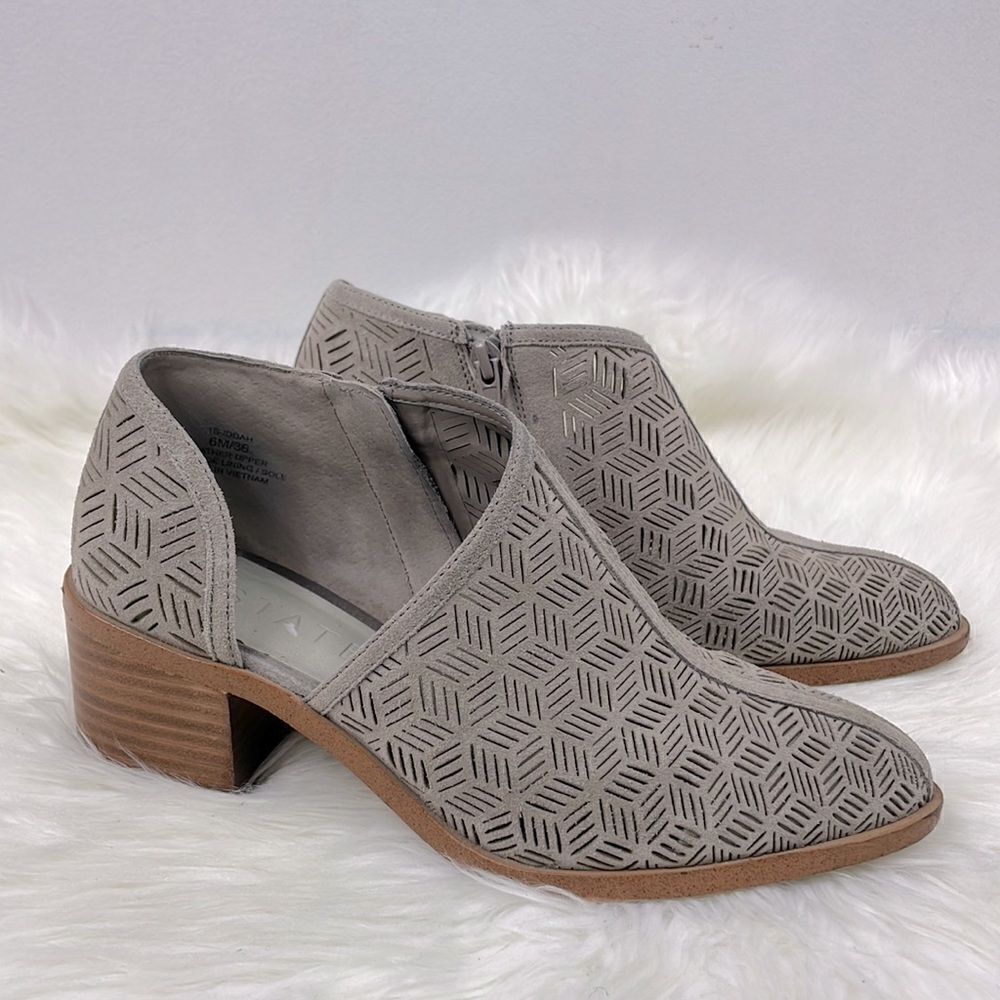 1. State | Tan pointy toe suede booties 6.0 cutout detail,zipper closure. - Picture 2 of 8